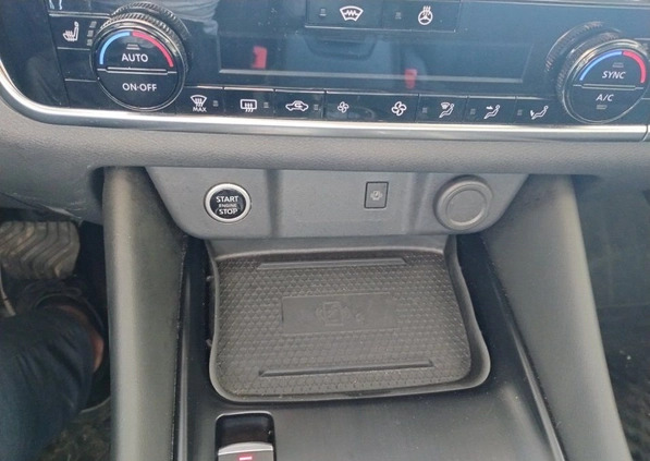 Nissan Qashqai cena 127900 przebieg: 28250, rok produkcji 2022 z Kraków małe 379